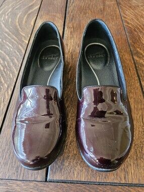 Dansko Women's Glossy Burgundy Patent Slip-On Loafers Size 38